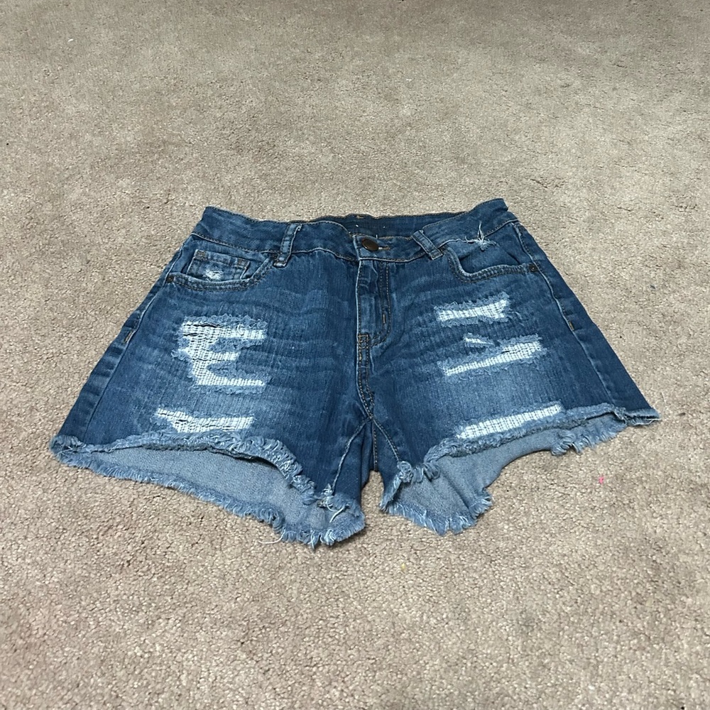 Stretchy Women’s Jean Short!